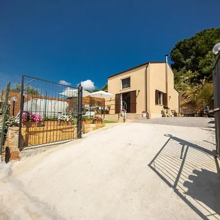 Dom wakacyjny Baronessa Cefalù